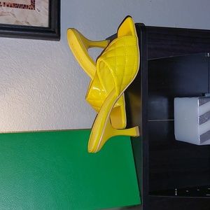 WSKEISP Hot Yellow Heels 👠